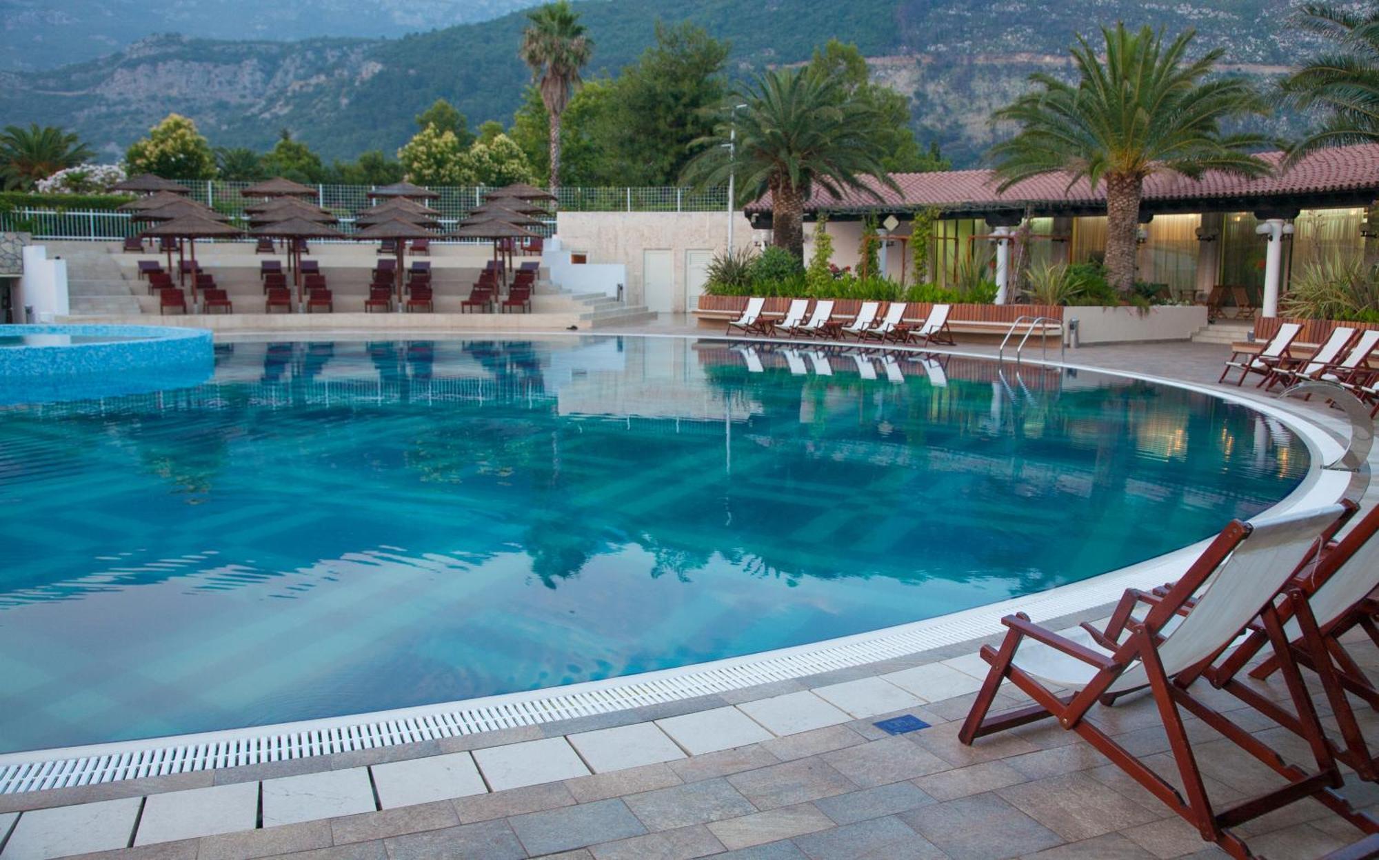 Hotel Slovenska Plaza Standard Budva Exterior foto