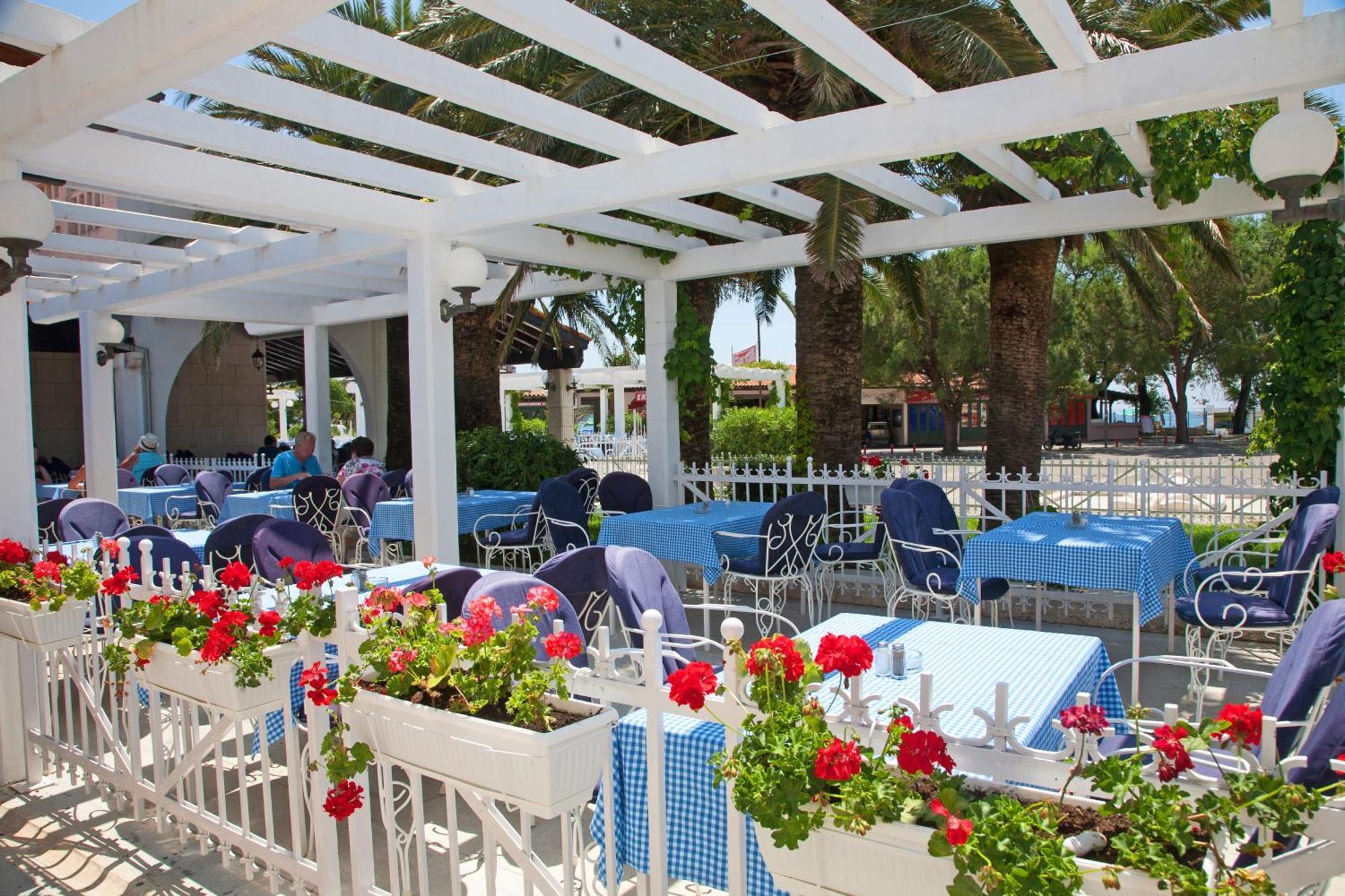 Hotel Slovenska Plaza Standard Budva Exterior foto