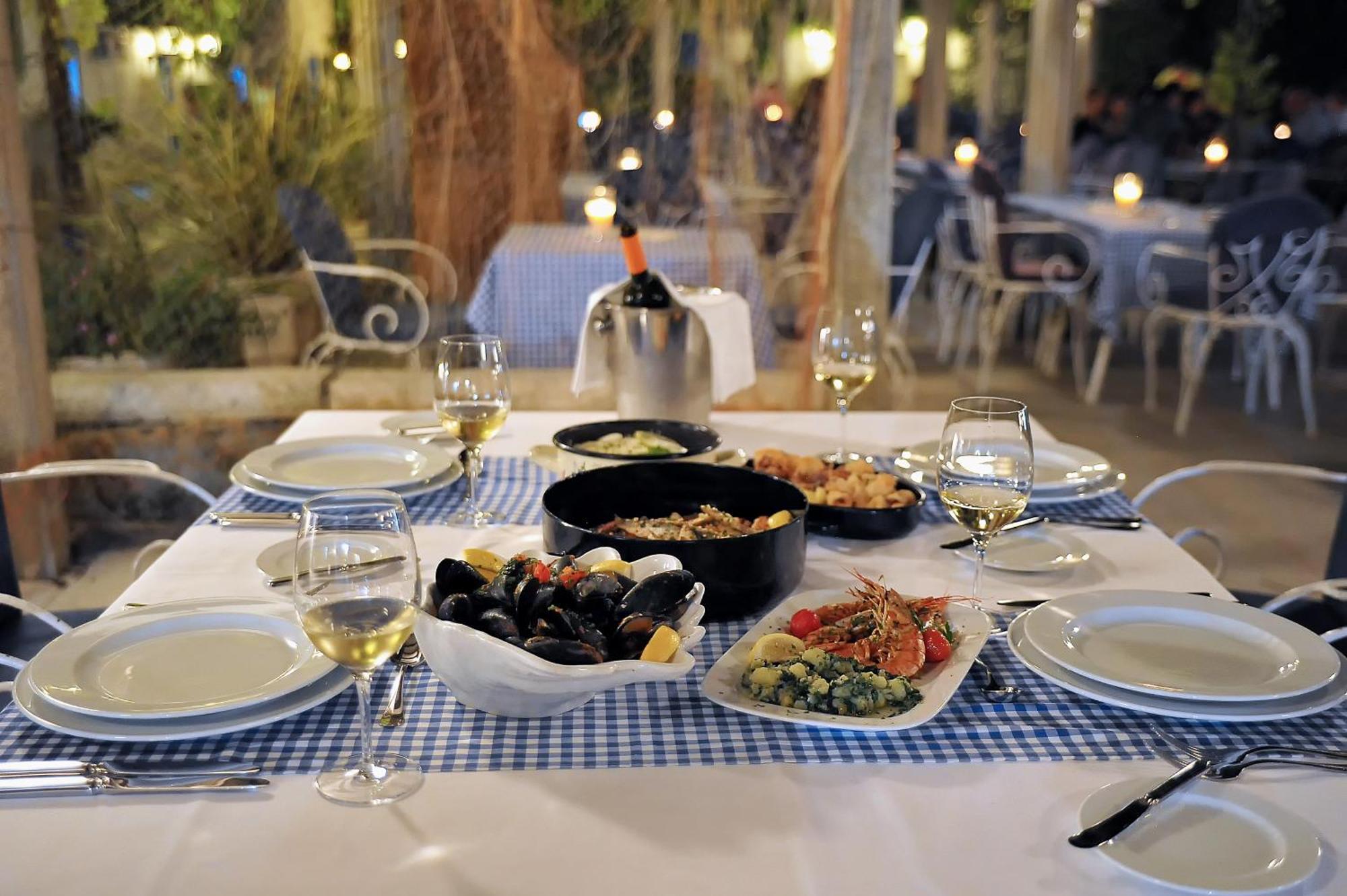Hotel Slovenska Plaza Standard Budva Exterior foto