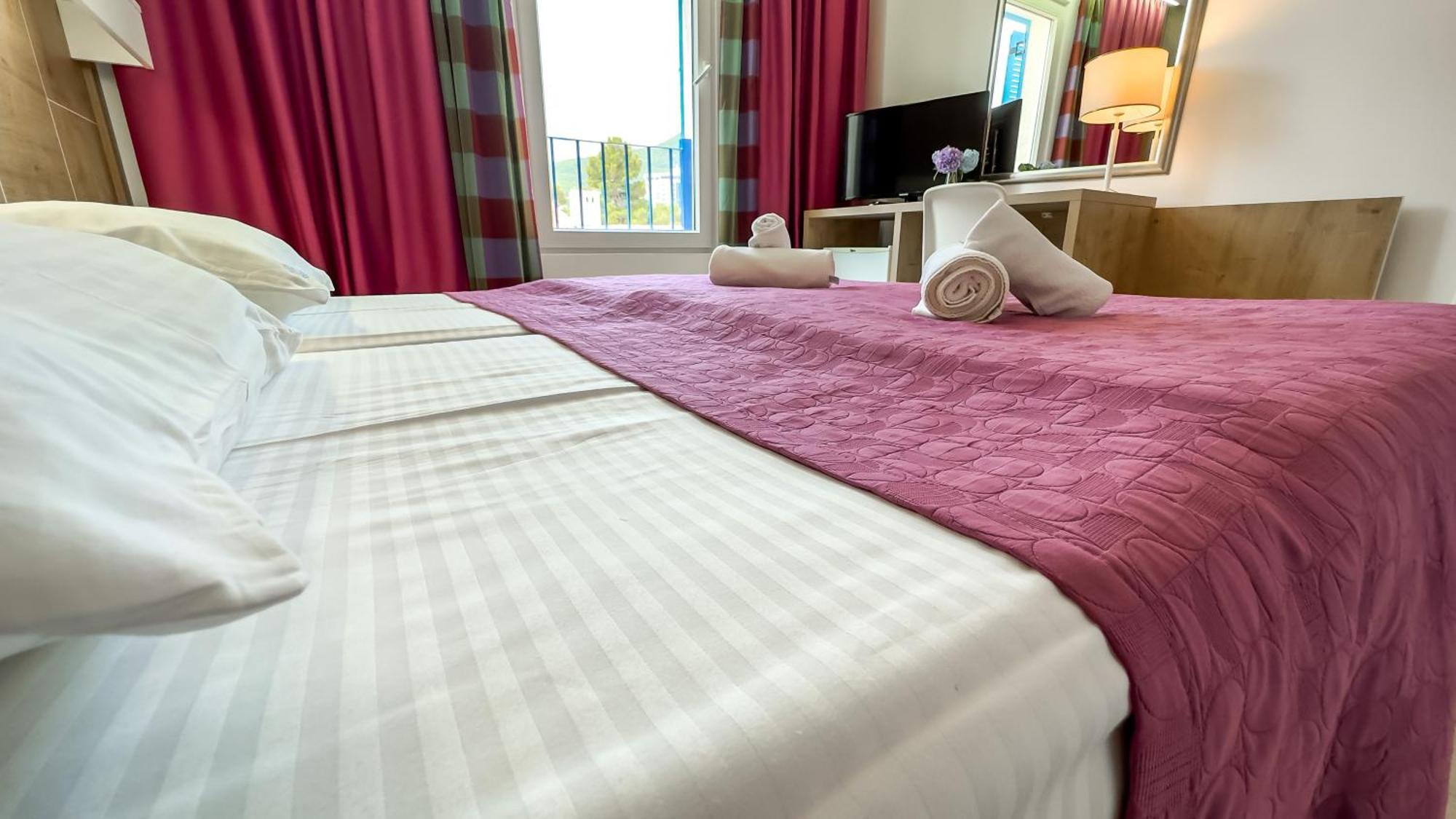 Hotel Slovenska Plaza Standard Budva Exterior foto