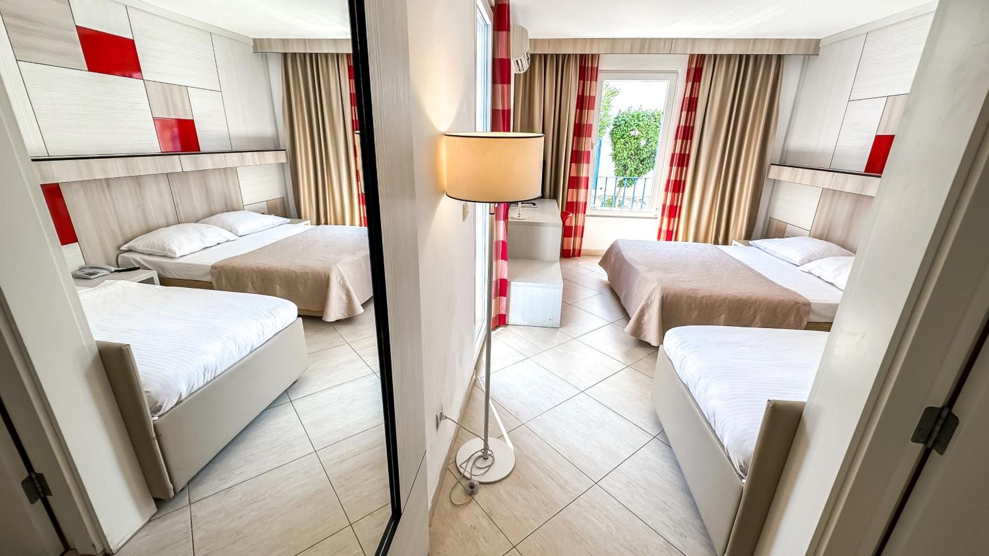 Hotel Slovenska Plaza Standard Budva Exterior foto