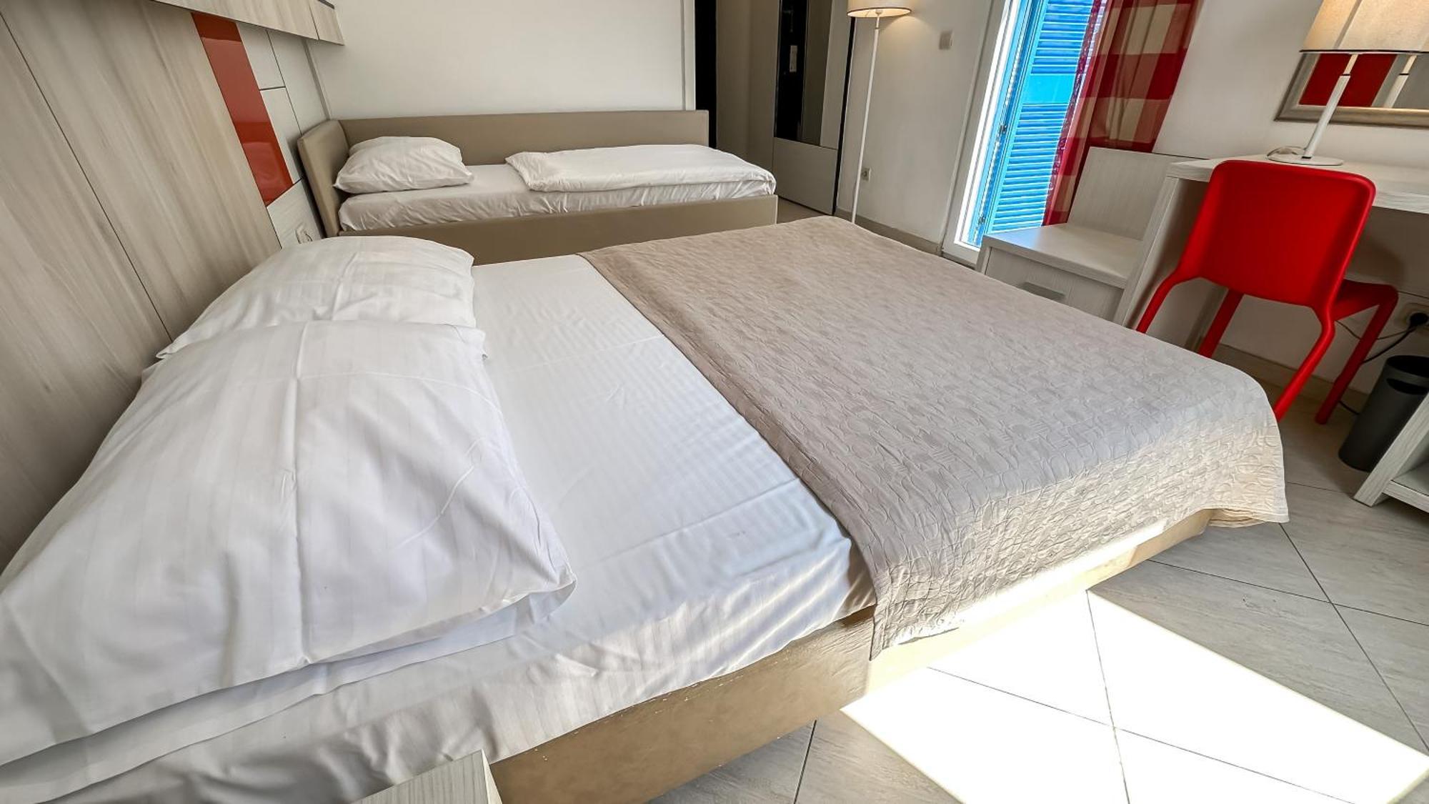 Hotel Slovenska Plaza Standard Budva Exterior foto