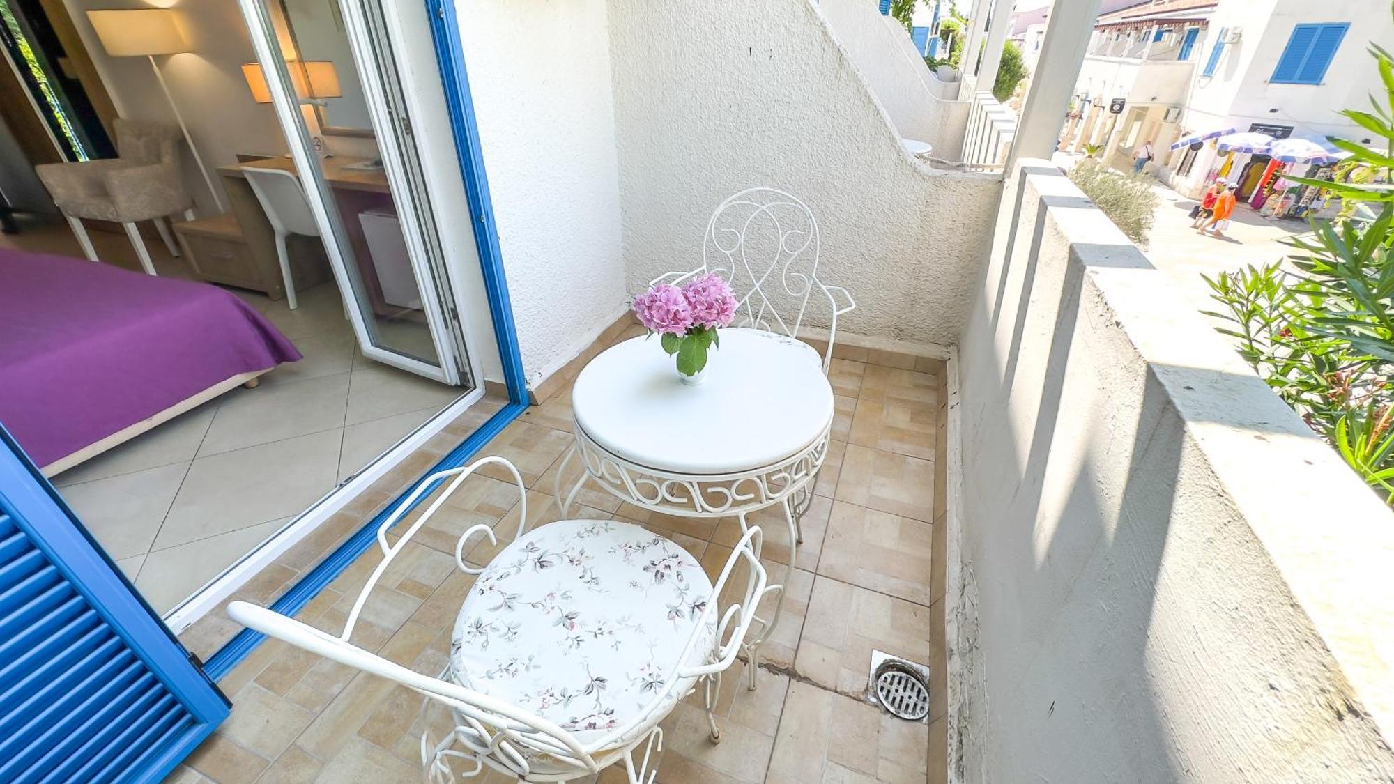 Hotel Slovenska Plaza Standard Budva Exterior foto